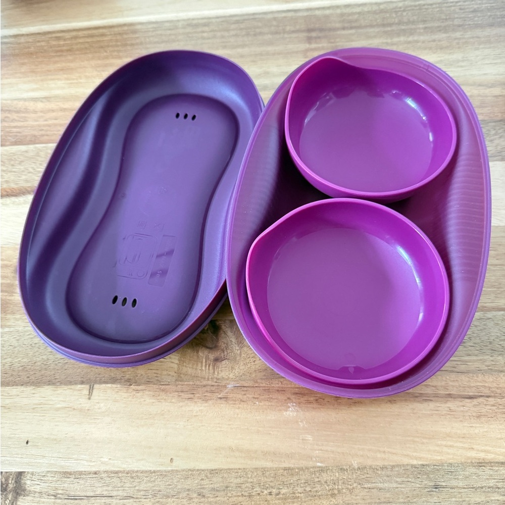 Tupperware Purple Microwave Bundle - Picture 6 of 9